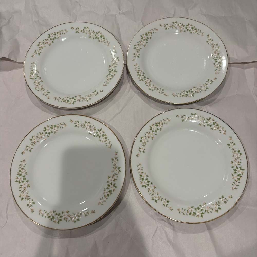 Ekco Vintage China Bread Plates Set of 4 - ‘Spring Meadow’ Pattern